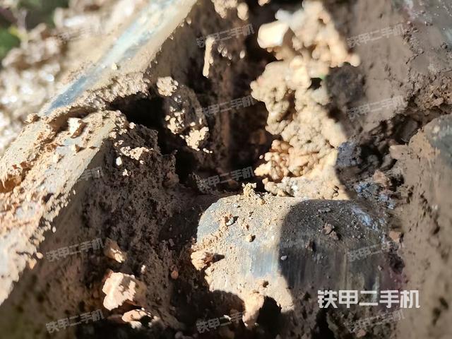 左侧行走马达盖板(行走机构) 左侧行走马达盖板(行走机构)