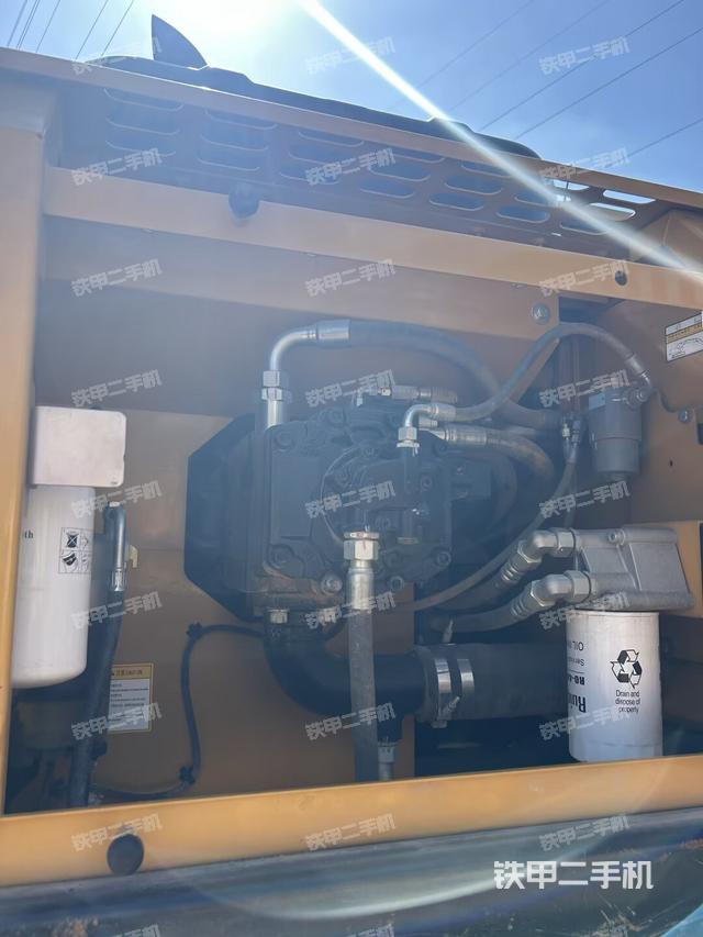 液壓泵室（大件艙室）