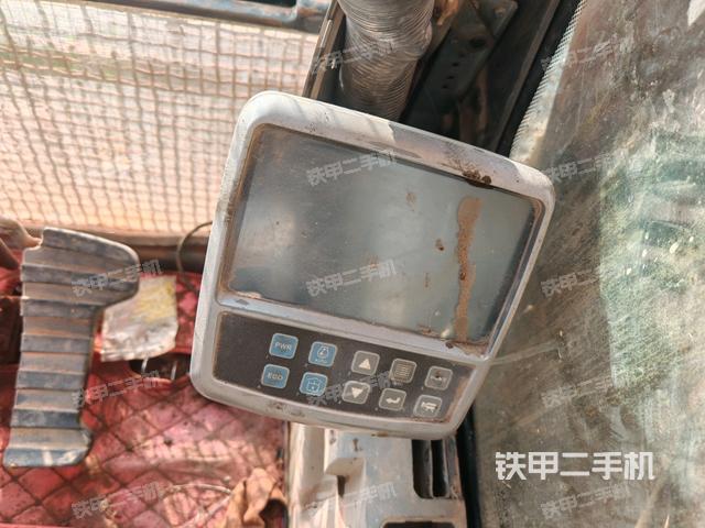 顯示屏?(駕駛室部分) 顯示屏?(駕駛室部分)