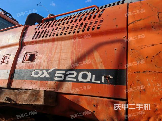 散熱器正面(大件艙室) 散熱器正面(大件艙室)