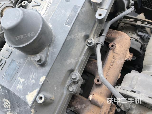 氣門室蓋螺絲特寫(上車部件) 氣門室蓋螺絲特寫(上車部件)