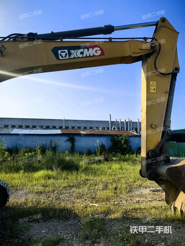 大臂整体 右侧（工作和回转装置）