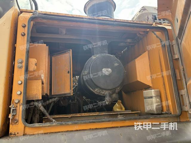 液压泵室(大件舱室) 液压泵室(大件舱室)
