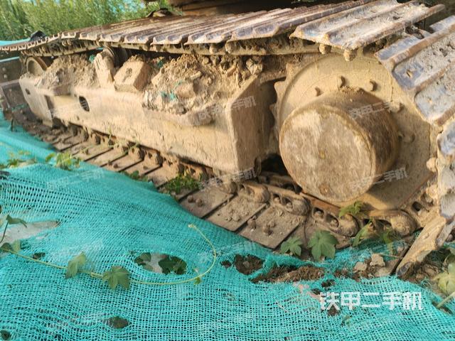 左侧履带整体 (行走机构) 左侧履带整体 (行走机构)