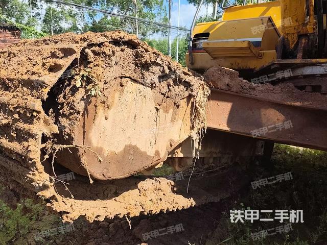 散热器正面(大件舱室) 散热器正面(大件舱室)