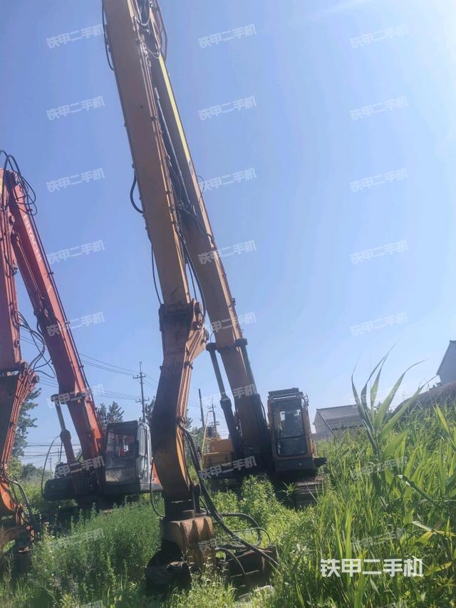 山東臨工E6460F打樁機(jī)