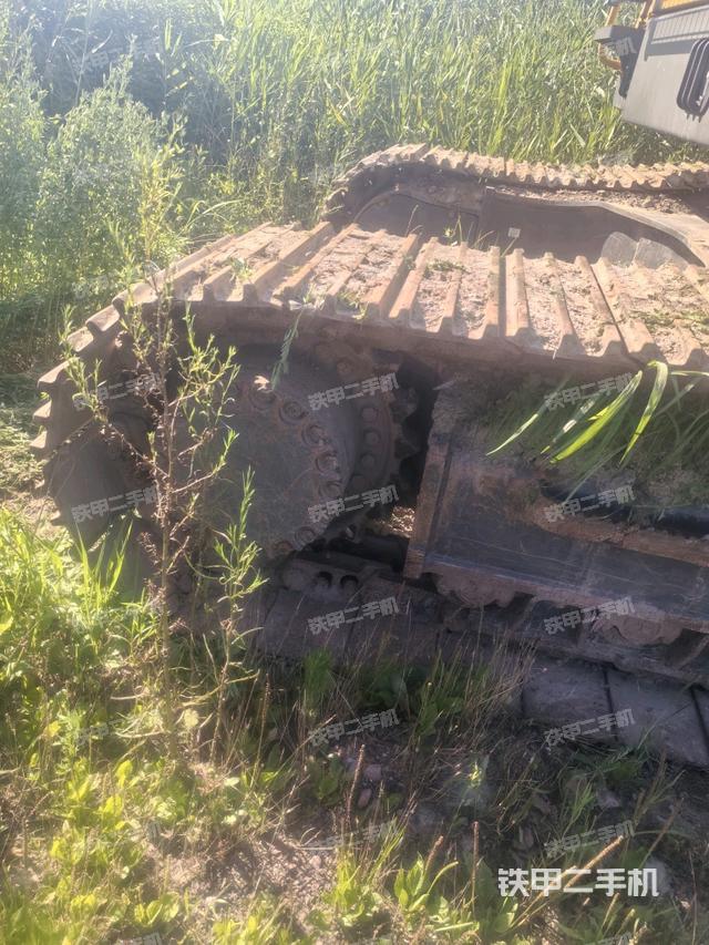 右驱动轮/右后轮（行走机构）