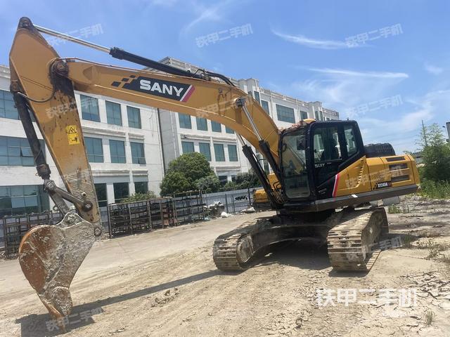 三一重工SY245H挖掘機(jī)