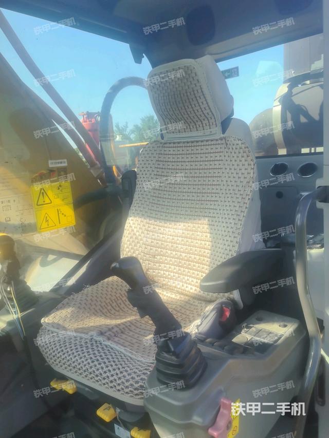 驾驶室内部（驾驶室/操作室）