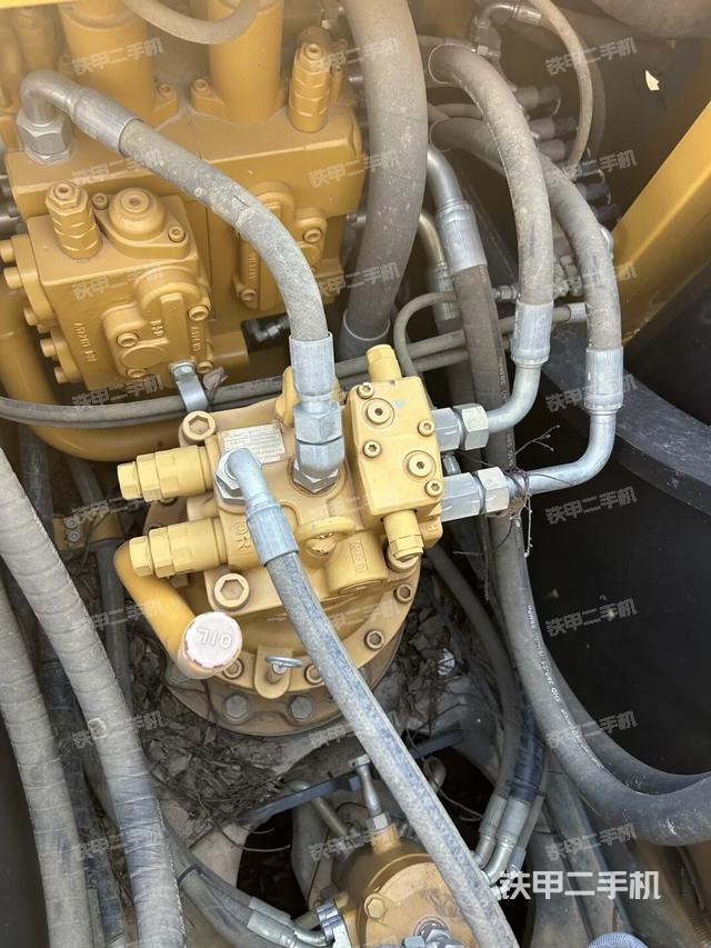 回轉(zhuǎn)馬達（上車部件）