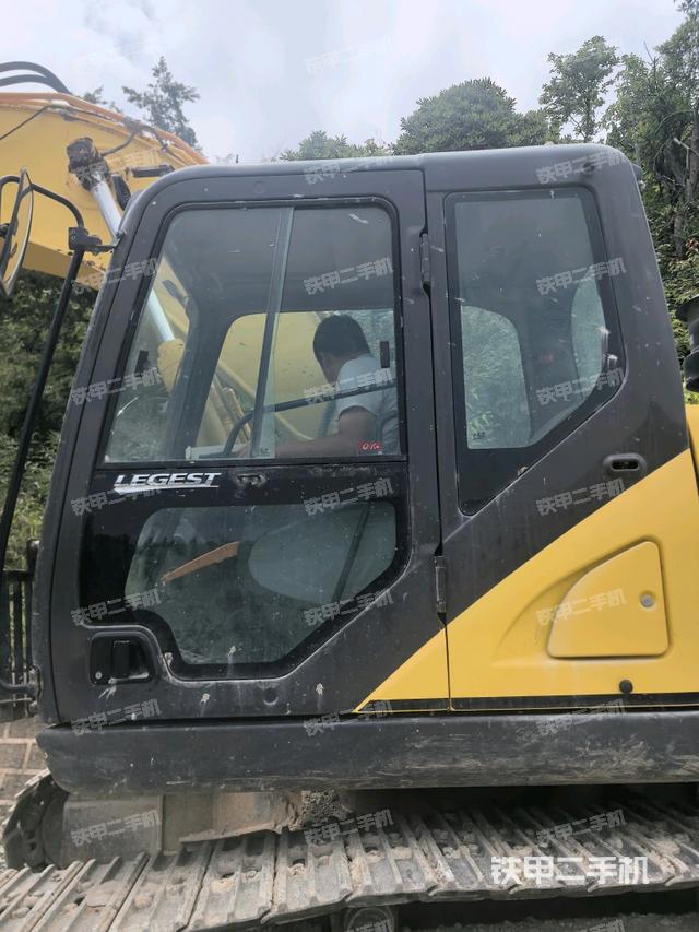 駕駛室正側(駕駛室部分) 駕駛室正側(駕駛室部分)