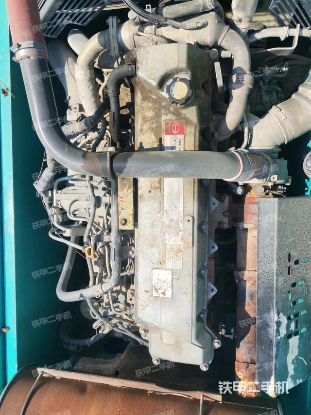 發(fā)動(dòng)機(jī)室（上車部件）