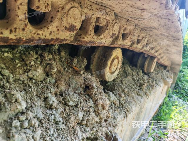 左側(cè)行走馬達(dá)蓋板（行走機(jī)構(gòu)）