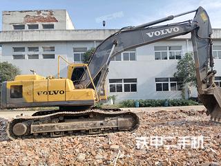 沃尔沃EC210B挖掘机实拍图片