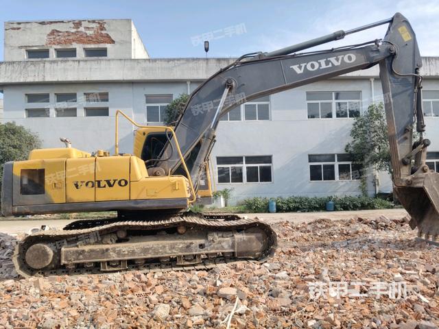 沃爾沃EC210B挖掘機(jī)
