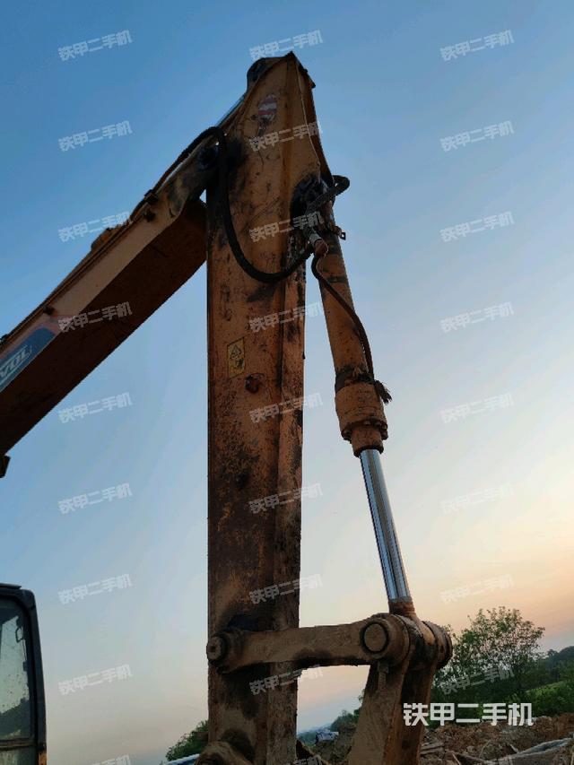 小臂整體右前（工作和回轉(zhuǎn)裝置）