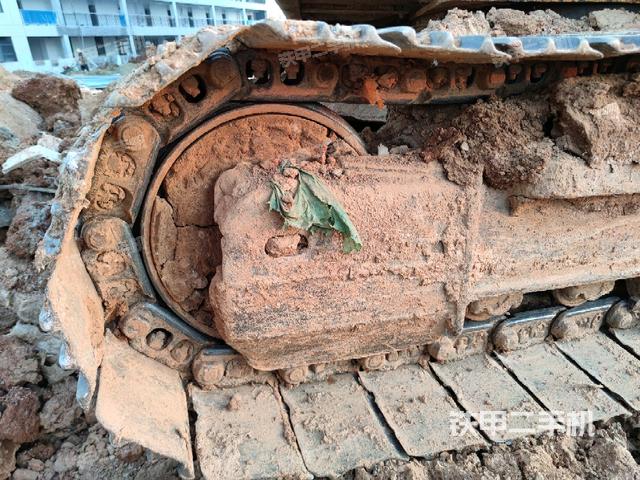 左側(cè)行走馬達(dá)蓋板（行走機(jī)構(gòu)）