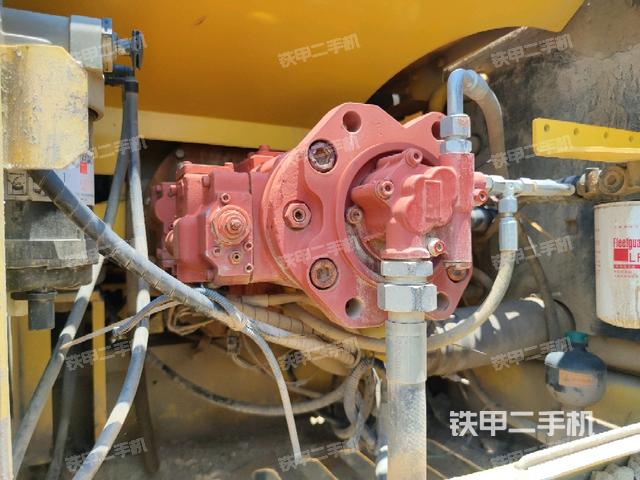 液压泵斜45 右(大件舱室) 液压泵斜45 右(大件舱室)