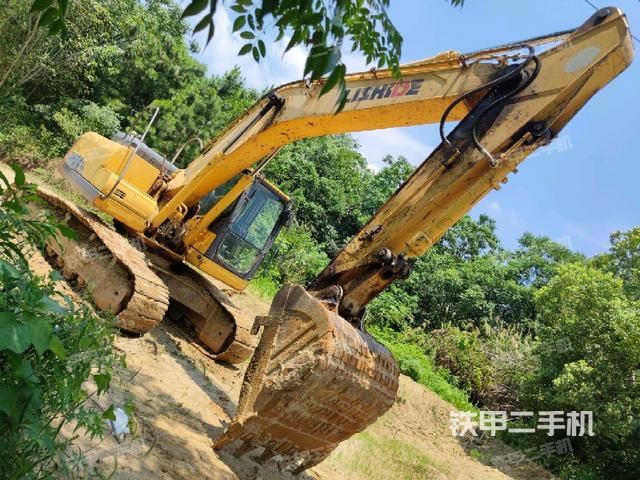 右前45(整机外观) 右前45(整机外观)