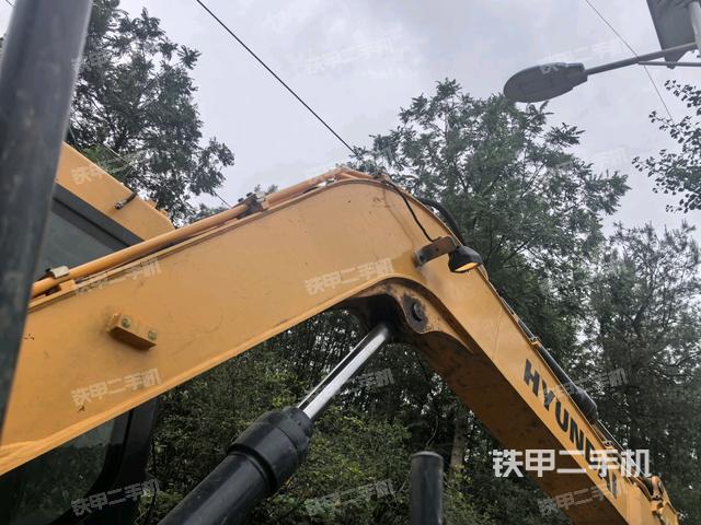 大臂整體?右側(cè)(工作和回轉(zhuǎn)裝置) 大臂整體?右側(cè)(工作和回轉(zhuǎn)裝置)