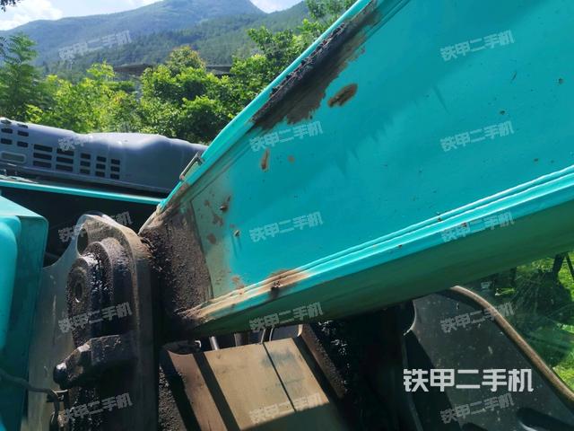 大臂根部?斜視（工作和回轉(zhuǎn)裝置）