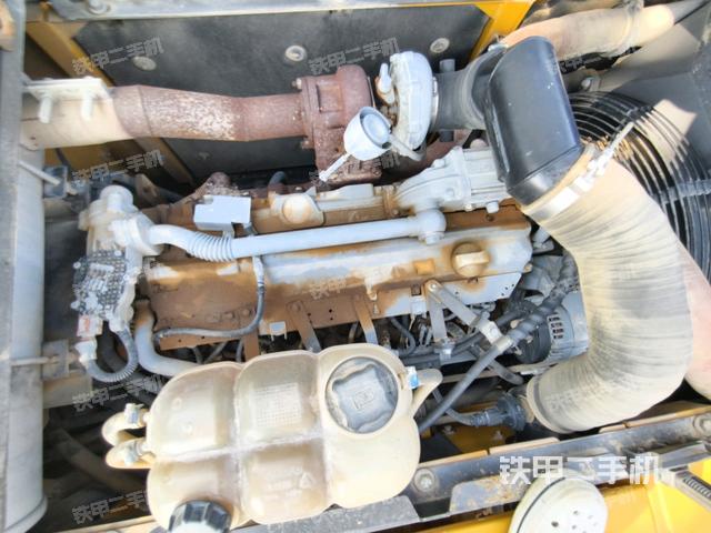 氣門室蓋螺絲特寫（上車部件）