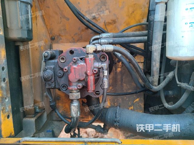 液壓泵室（大件艙室）