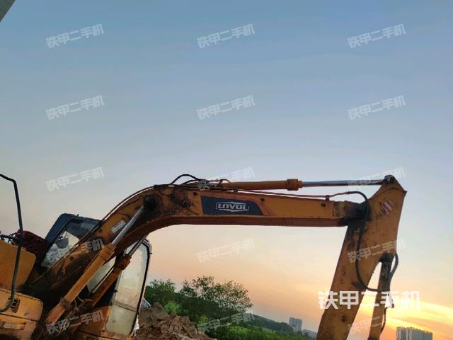 大臂整體?右側(cè)（工作和回轉(zhuǎn)裝置）