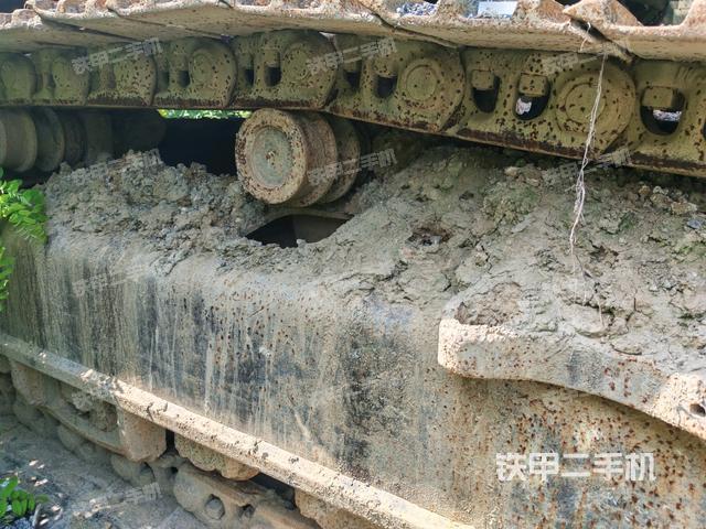 左導(dǎo)向輪（行走機(jī)構(gòu)）