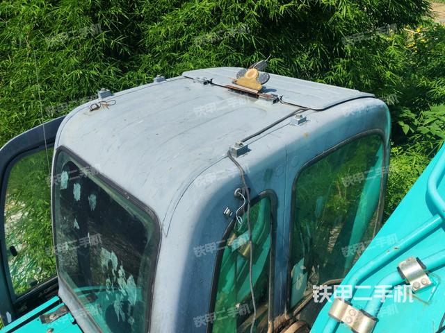 駕駛室頂部俯視（上車部件）