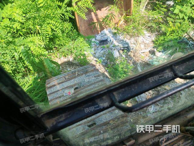 座椅后部（駕駛室部分）