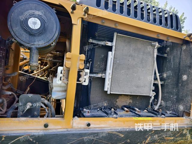 散熱器正面（大件艙室）