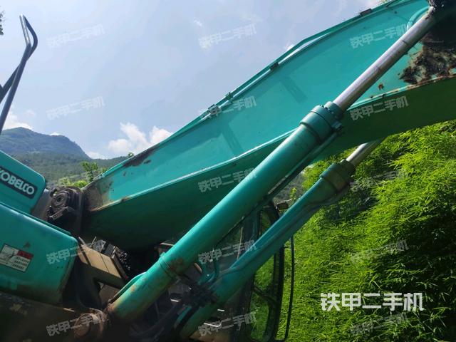 小臂整體右前（工作和回轉(zhuǎn)裝置）