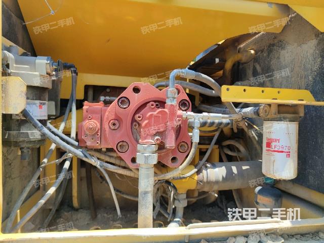 液压泵室(大件舱室) 液压泵室(大件舱室)