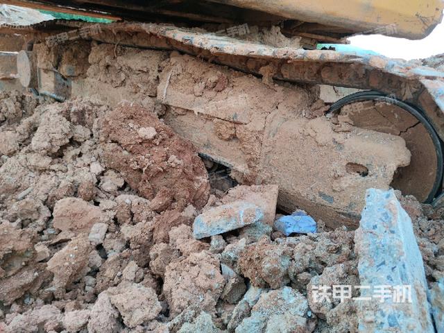 右側(cè)履帶整體（行走機(jī)構(gòu)）