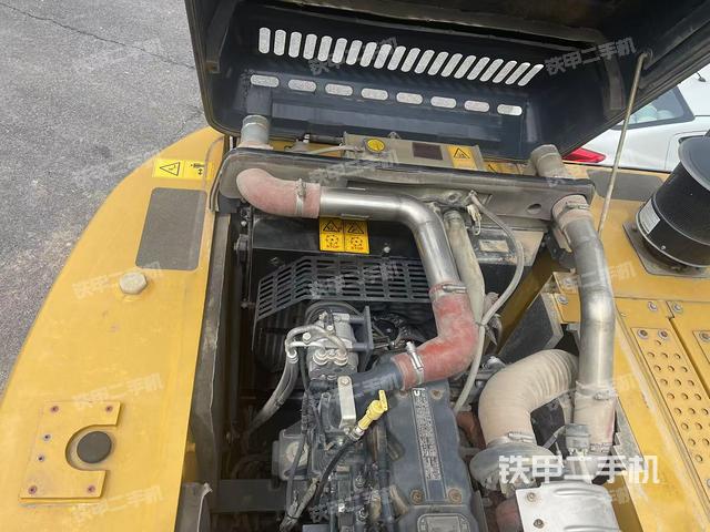 发动机整体俯视(整机外观) 发动机整体俯视(整机外观)