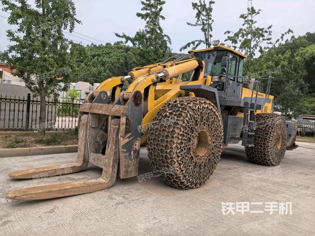 威盛機(jī)械WSM976T42叉裝車