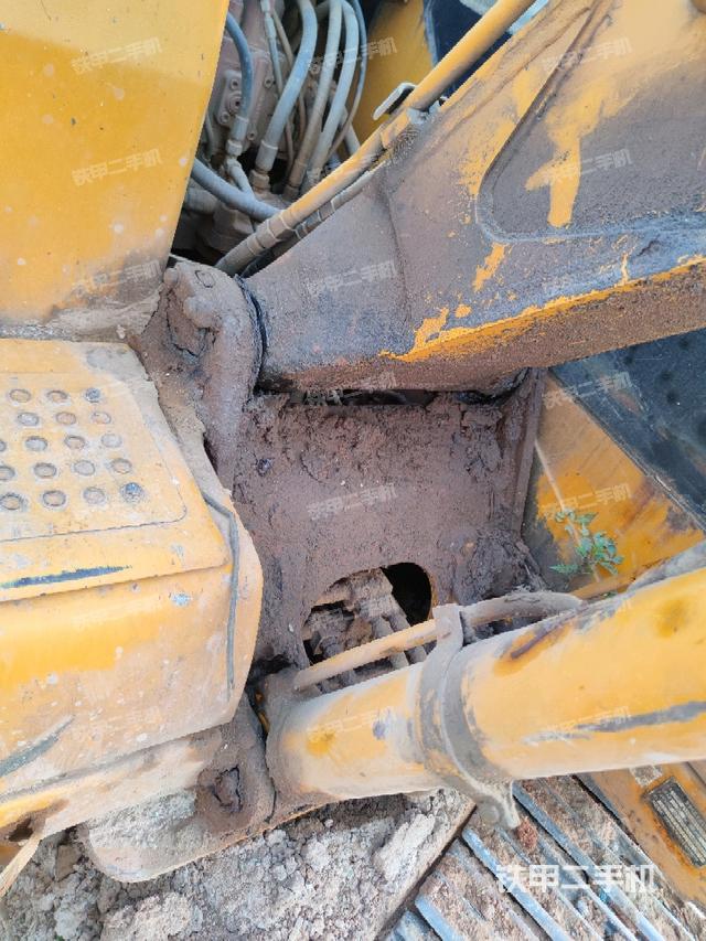 大臂根部?斜視（工作和回轉(zhuǎn)裝置）