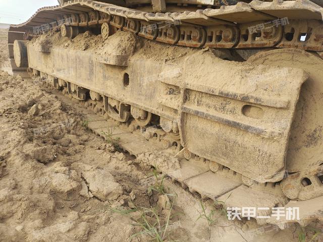 右侧行走马达盖板(行走机构) 右侧行走马达盖板(行走机构)