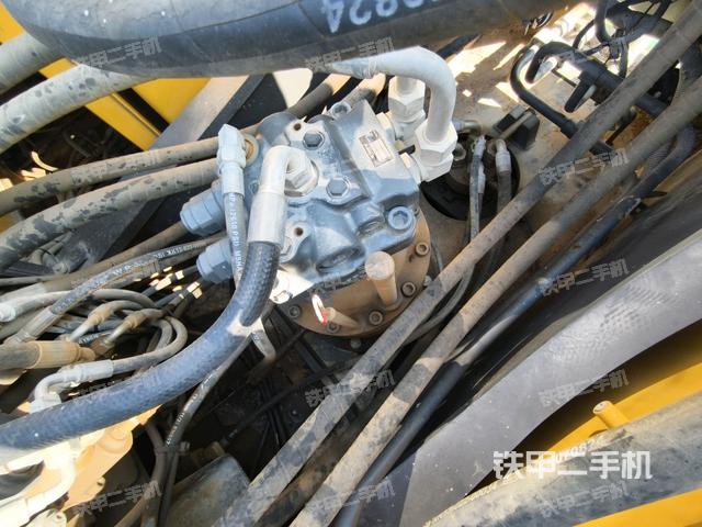 回轉(zhuǎn)馬達（上車部件）