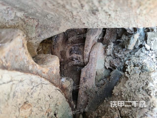 左托链轮和链筋(行走机构) 左托链轮和链筋(行走机构)