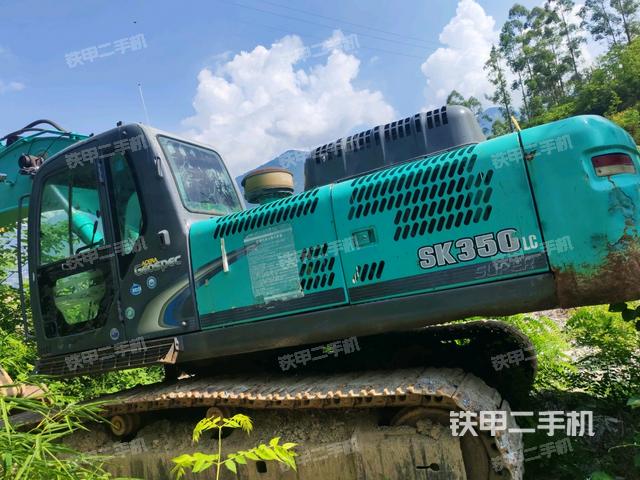 后窗玻璃角標(biāo)（駕駛室部分）