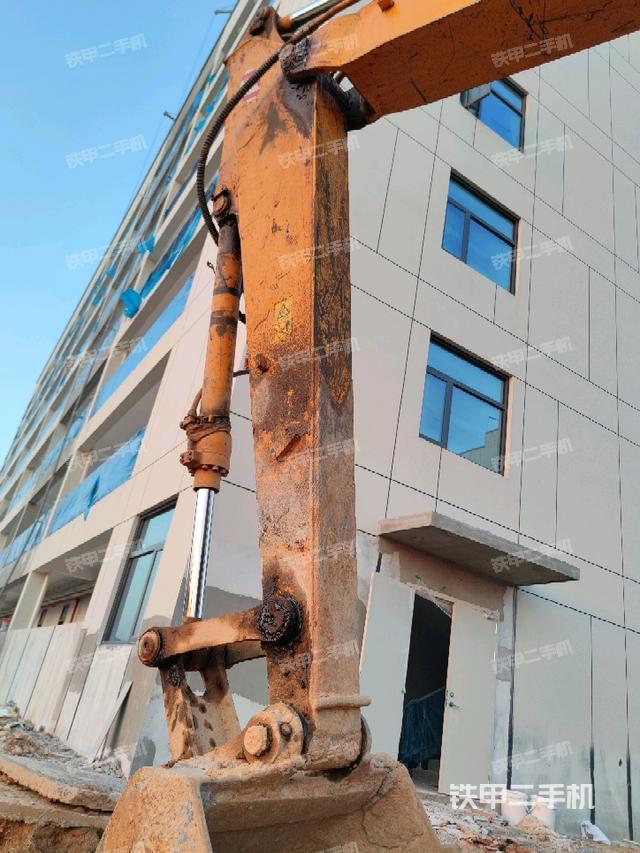 小臂整體左后（工作和回轉(zhuǎn)裝置）