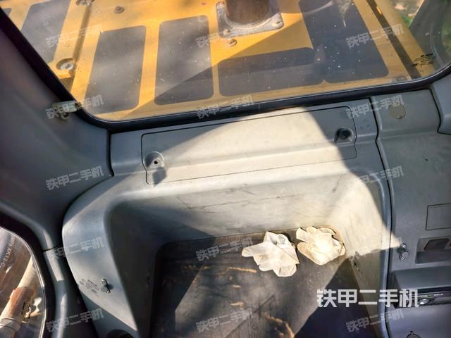 座椅后部（駕駛室部分）