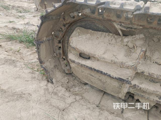 右驱动轮(行走机构) 右驱动轮(行走机构)