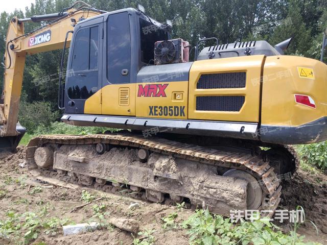徐工XE270DK挖掘機