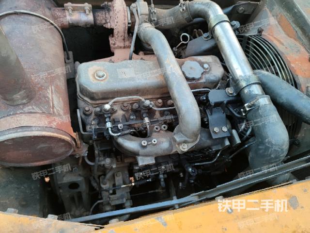 氣門室蓋螺絲特寫（上車部件）