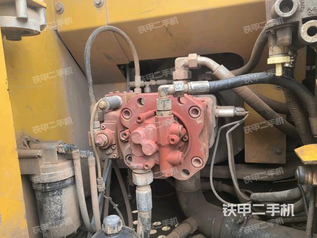液壓泵斜45?左(大件艙室) 液壓泵斜45?左(大件艙室)
