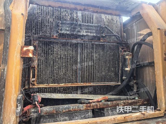 散熱器正面（大件艙室）