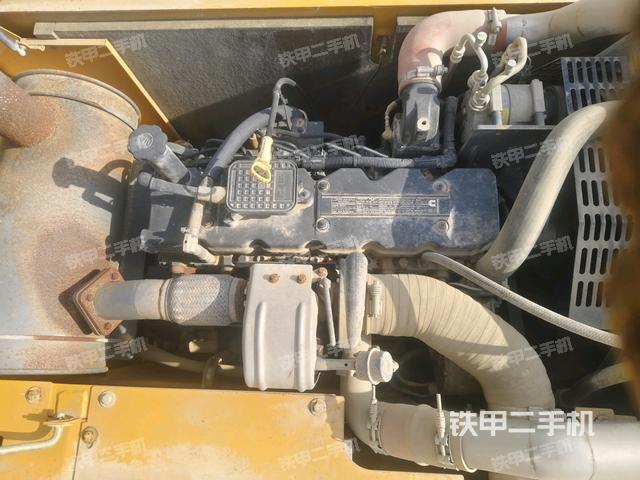 發(fā)動機室(上車部件) 發(fā)動機室(上車部件)